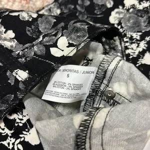 Freedom Pixie True Freedom | Jeans | Juniors True Freedom Pixie Floral Leggy Jegging ...
